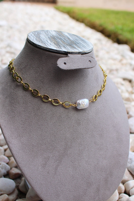 Chocker Dorado Perla Cuadrada Horizontal