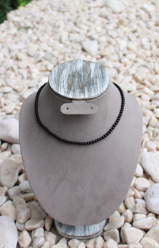 Collar Negro
