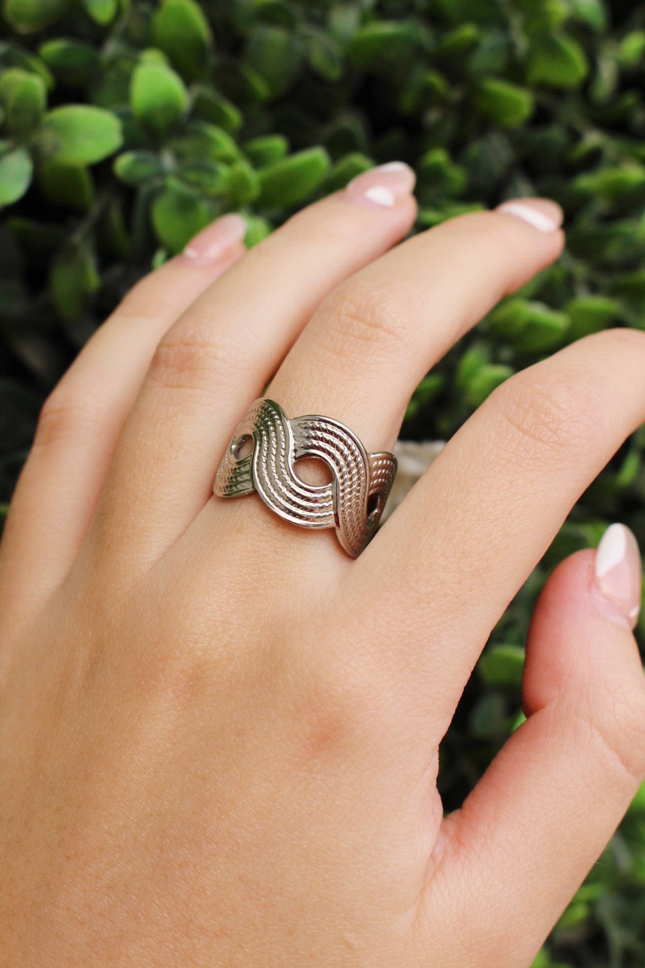 Anillo Plateado Infinitos