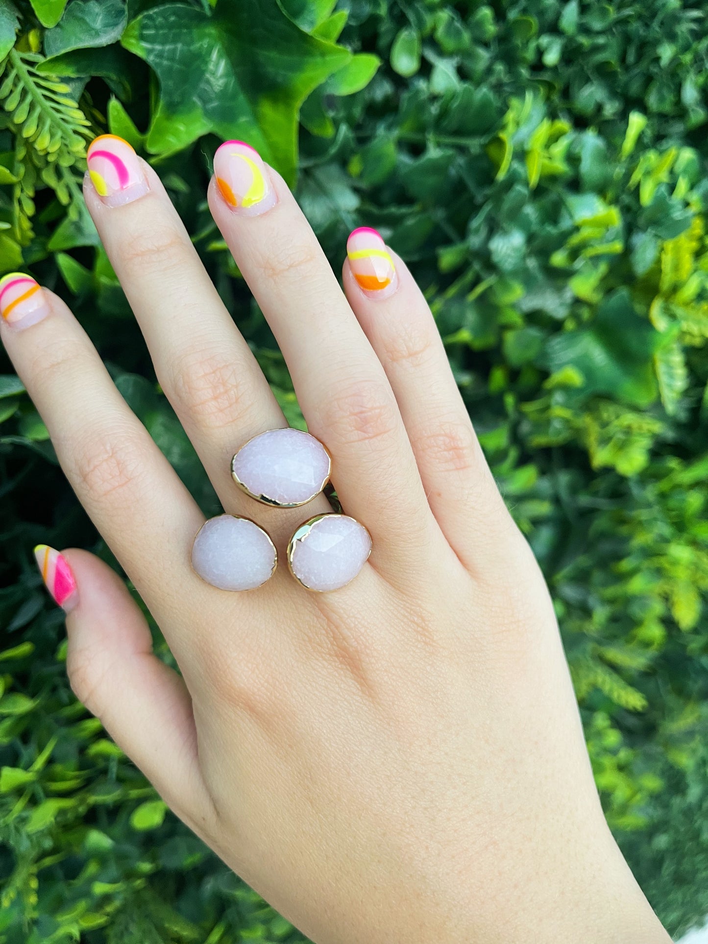 Anillo 3 Piedras Rosas