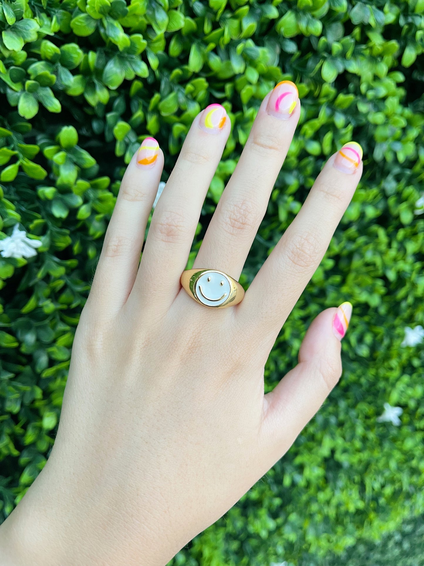 Anillo Dorado Carita Blanca