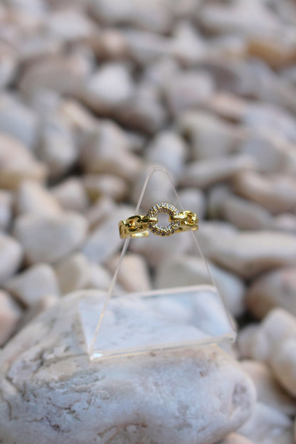 Anillo Dorado Cadena y Zirconias