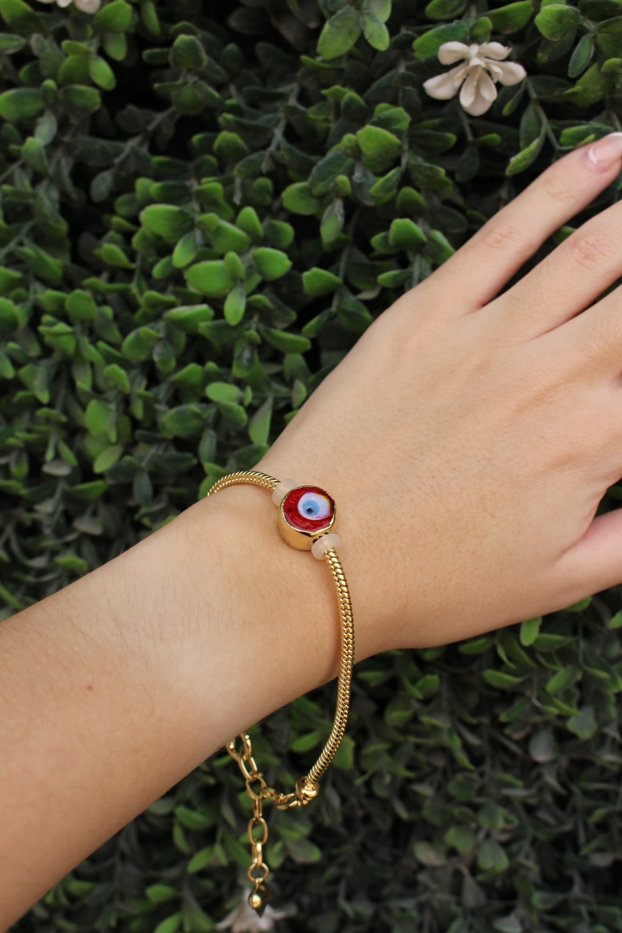 Brazalete Tipo Pandora Ojo Rojo