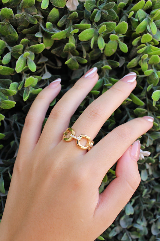 Anillo Dorado Cadena con Unión Zirconias