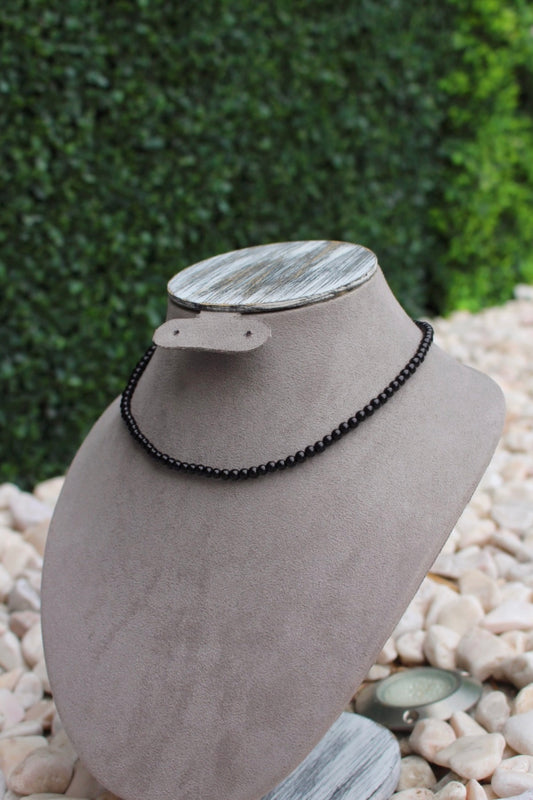 Collar Negro