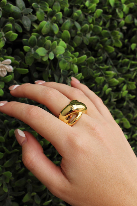 Anillo Dorado Cruzado