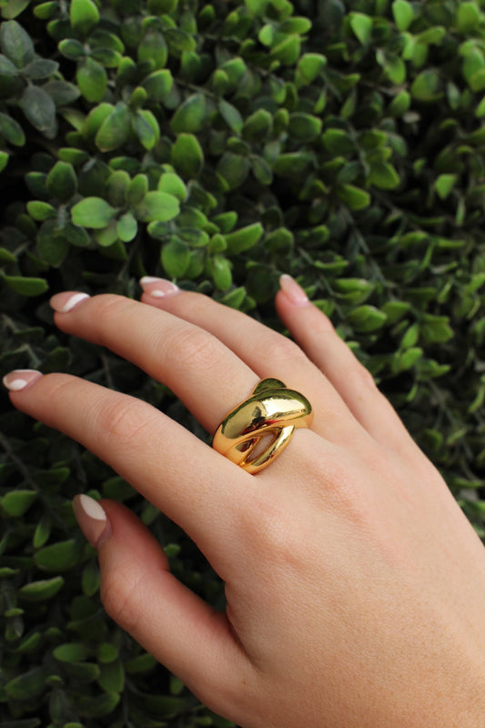 Anillo Dorado Cruzado