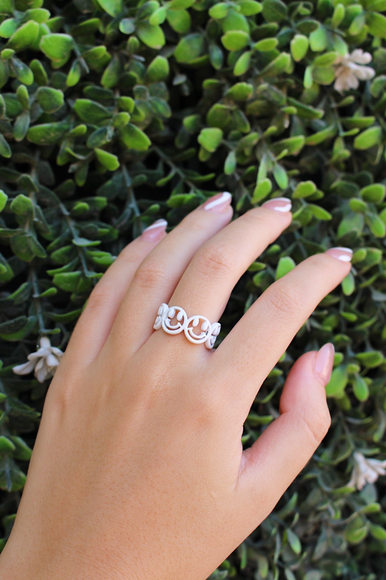 Anillo Happy Faces Blancas
