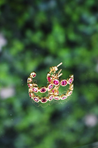 Mini Arracadas Doradas con Rosa