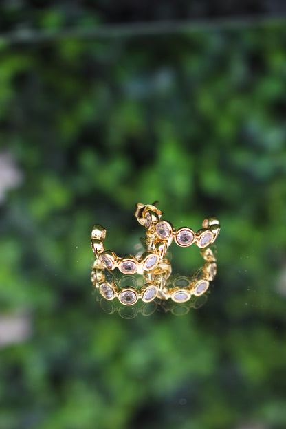 Mini Arracadas Doradas con Plateado