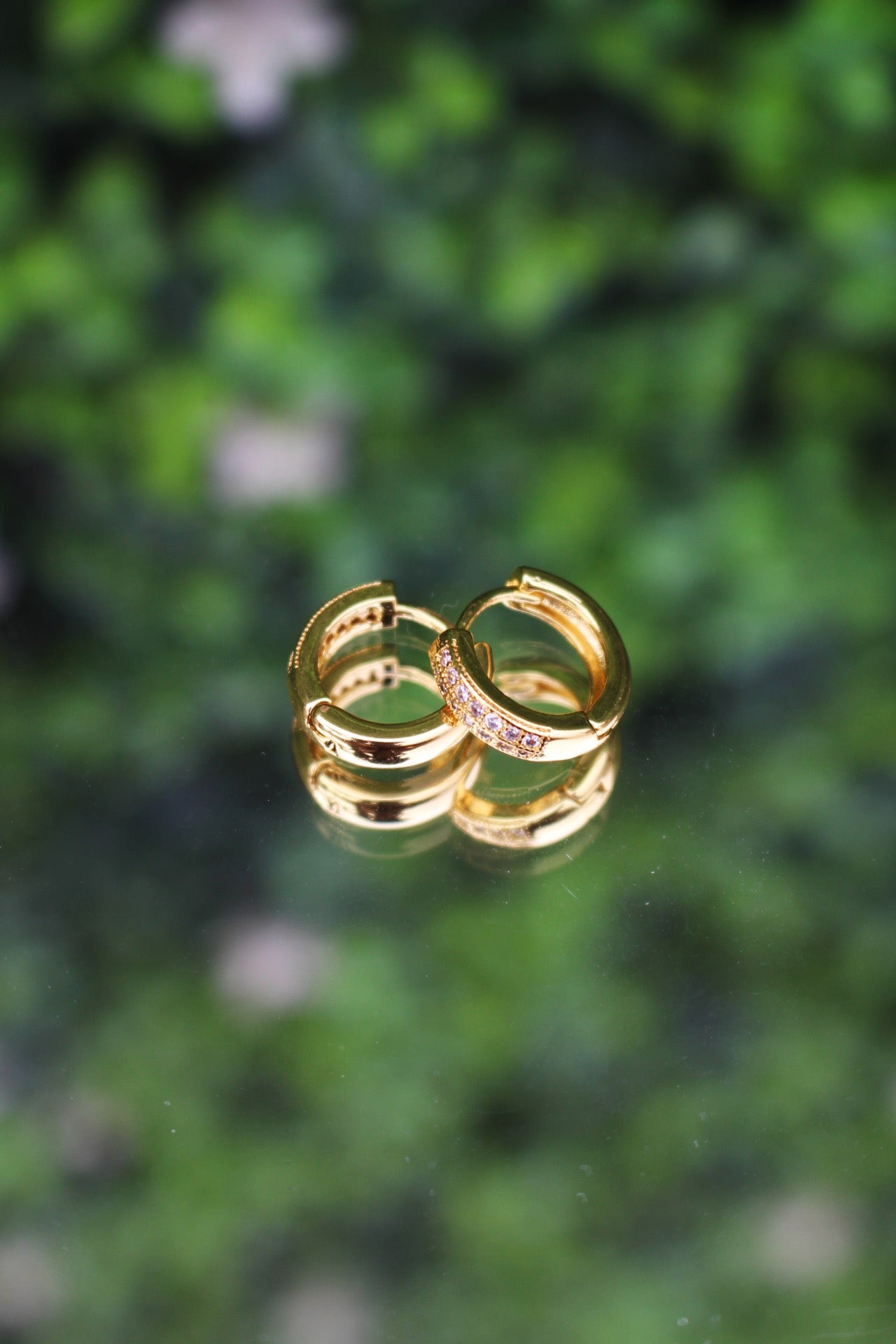 Mini Huggies Dorados