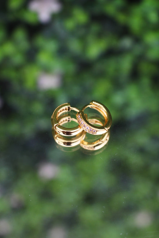 Mini Huggies Dorados