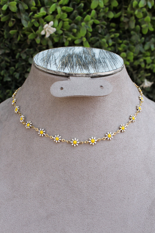 Chocker Dorado Flores Blancas