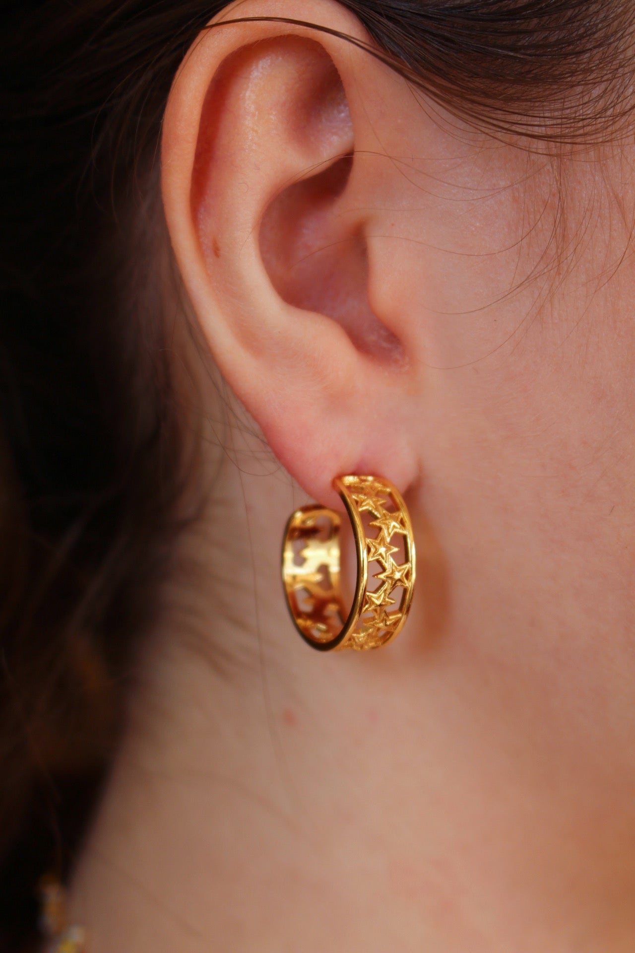 Arracadas Doradas con Estrellas