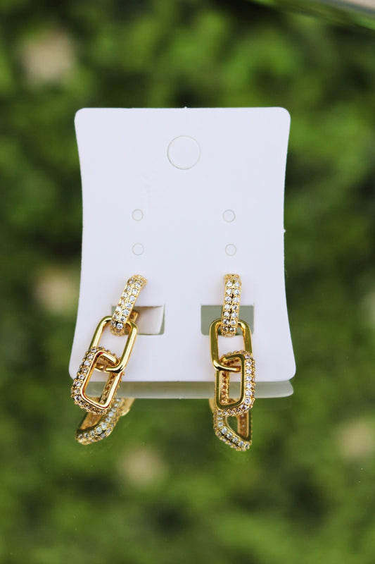 Aretes Largos Cuadros Dorados con Zirconias