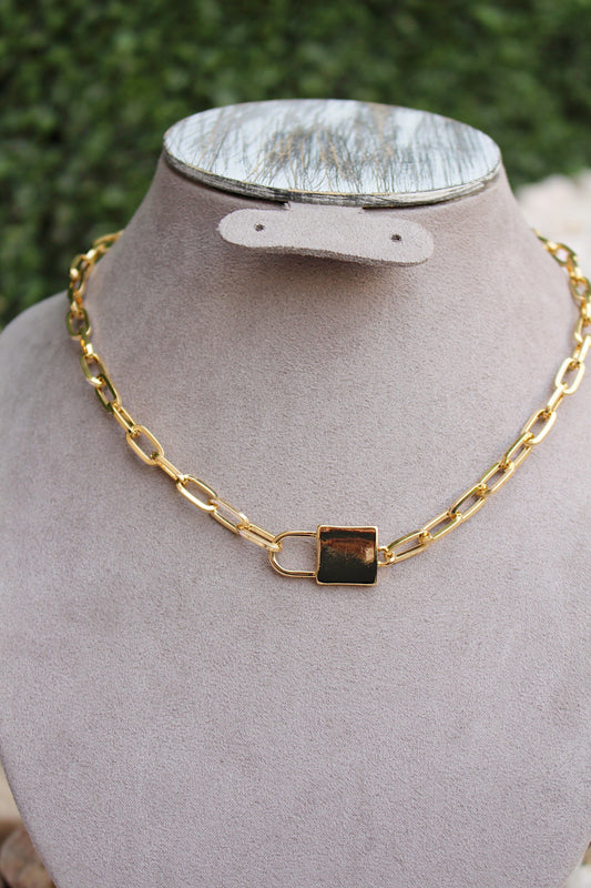 Collar Dorado Candado