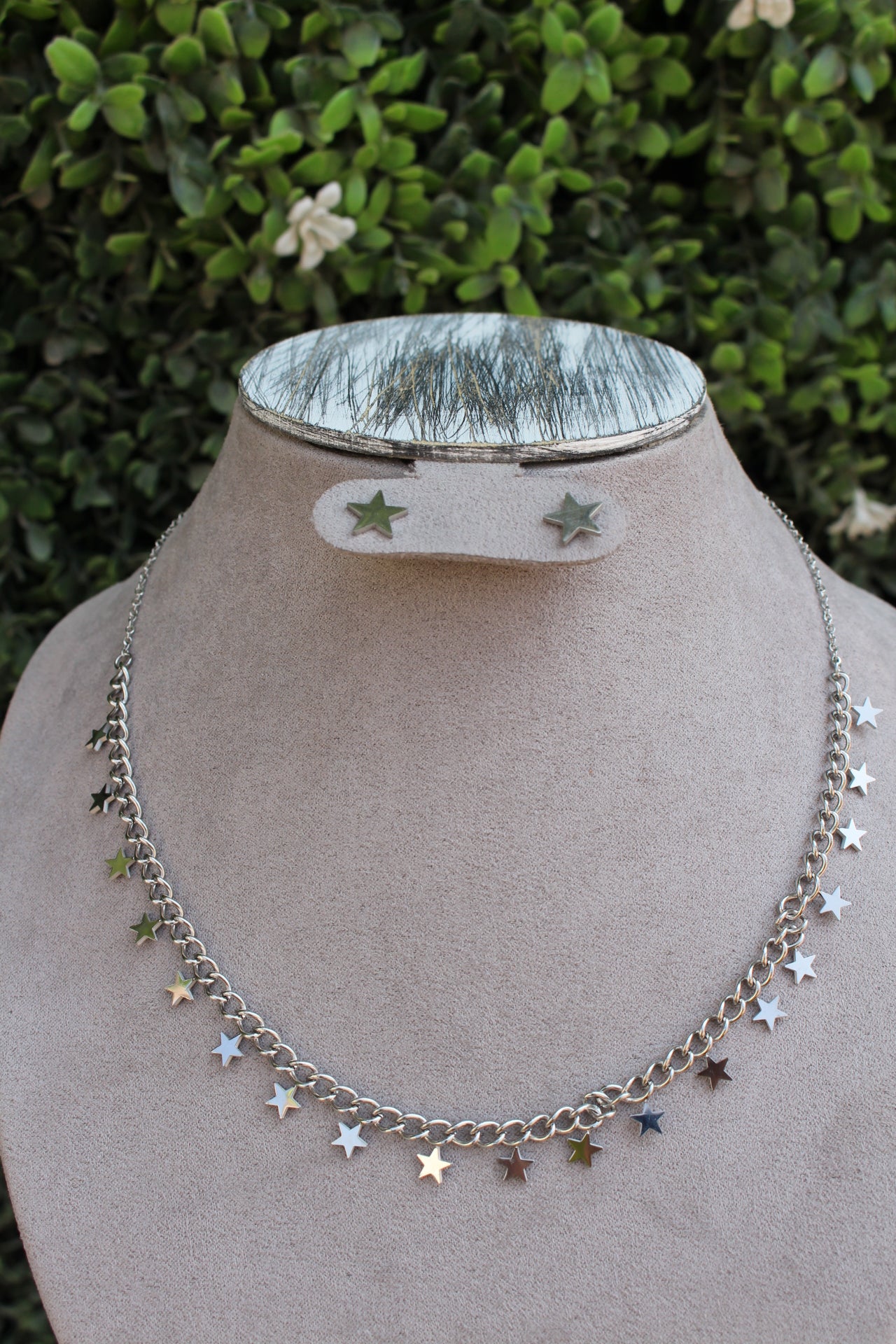Collar Plateado Estrellas con Aretes