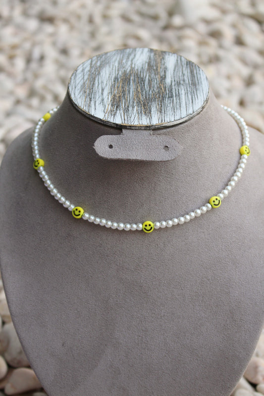 Collar Perlas con Happy Faces