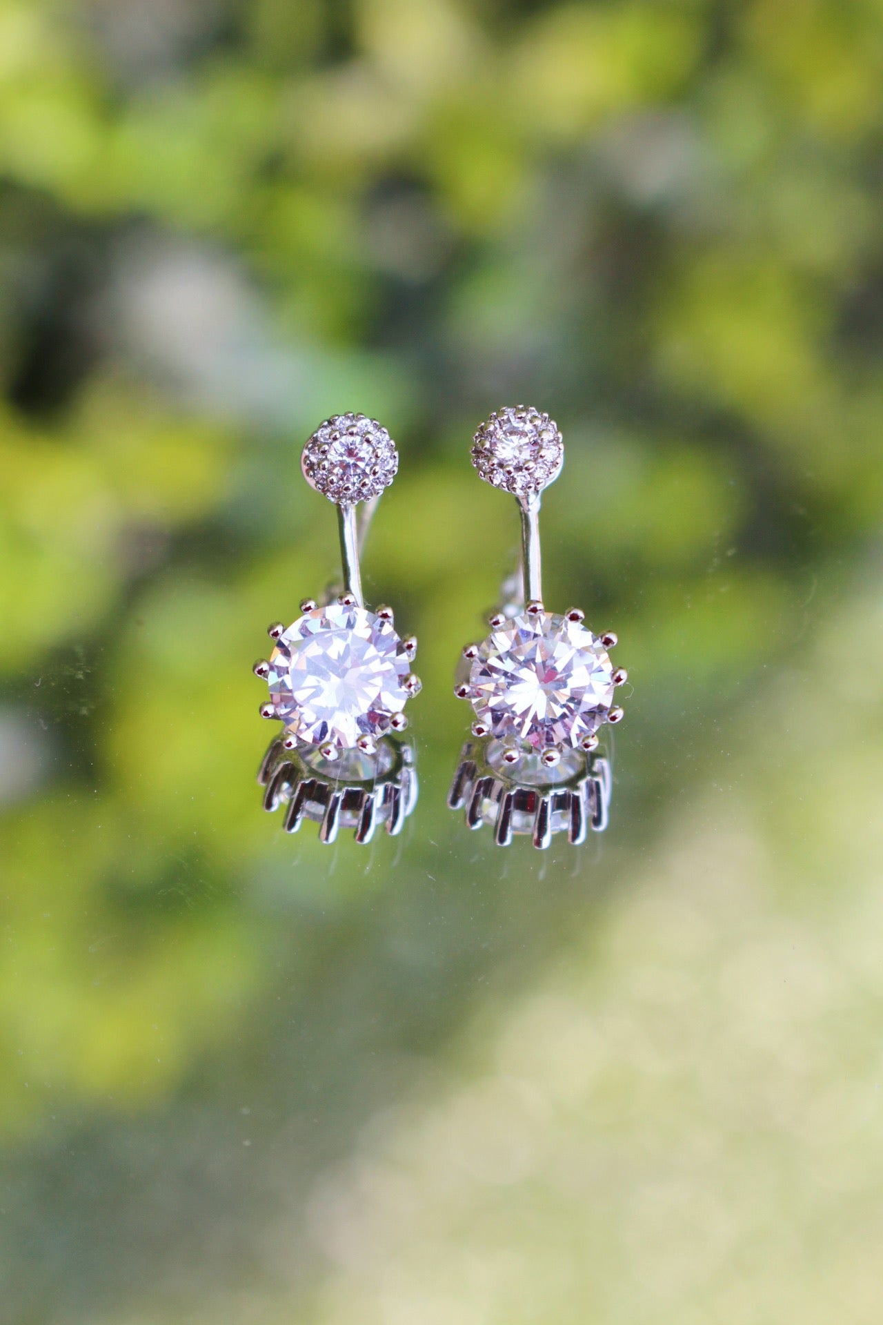Aretes Largos Plateados con Swarovsky