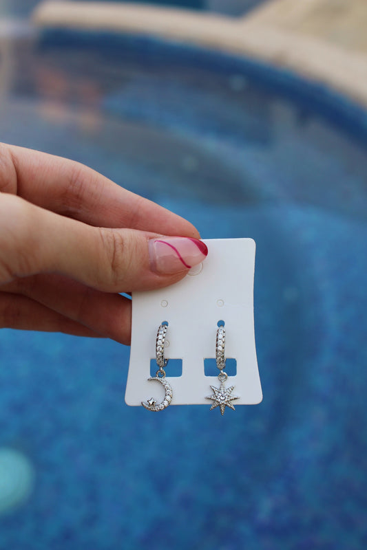 Arracadas Plateadas Luna y Estrella con Zirconias