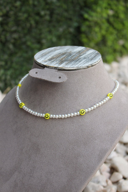 Collar Perlas con Happy Faces