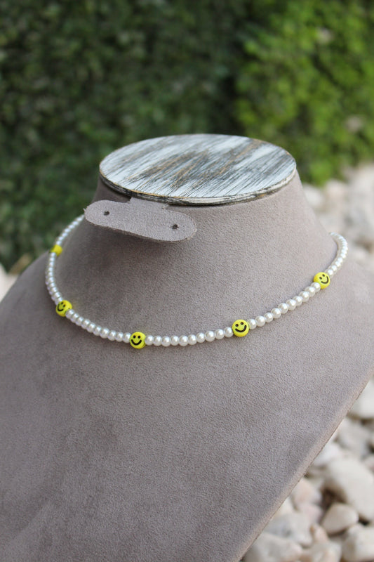 Collar Perlas con Happy Faces