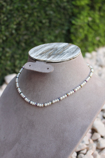 Collar Perlas con Tornasol