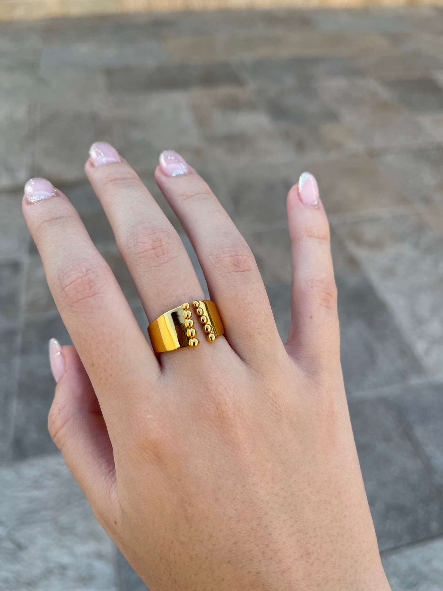 Anillo Dorado Bolitas