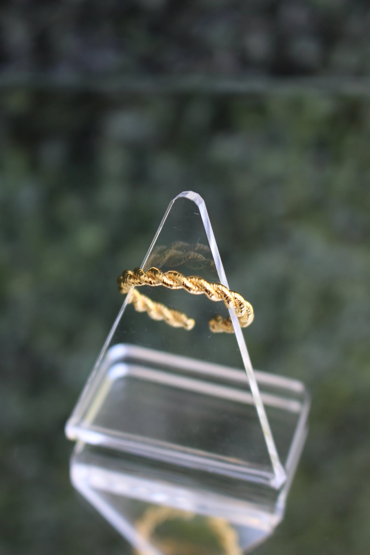 Anillo Dorado Trenzado